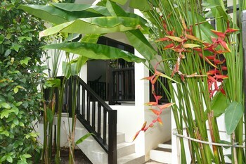 Hotel Baan Sukreep Resort