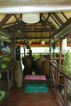 Hotel Baan Sukreep Resort