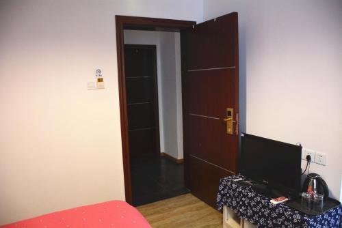 Zhangjiajie Peakcap Backpacker Hostel