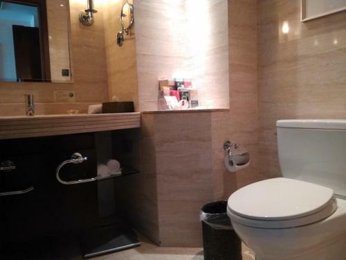 Yizui Crown Hotel