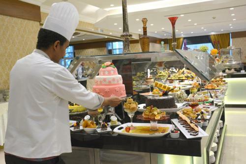 Hotel Al Nokhba Royal Inn