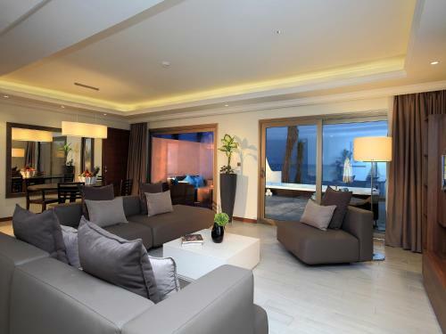 Hotel Dana Beach Resort