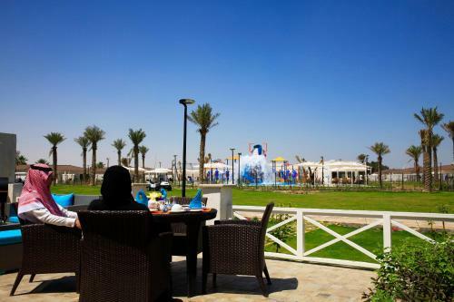 Hotel Dana Beach Resort