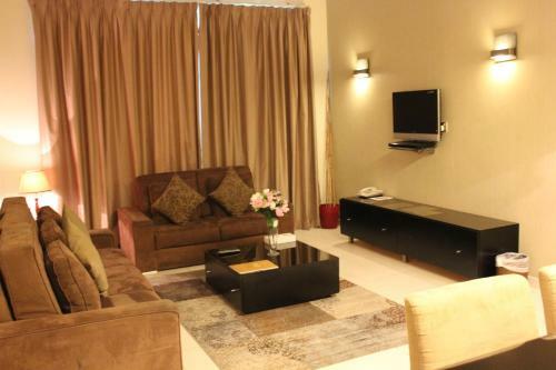 Royal Ascot Hotel Apartment - Kirklees 2
