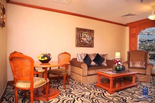 Emirates Concorde Hotel & Apartments