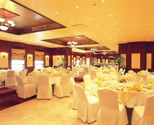 Emirates Concorde Hotel & Apartments