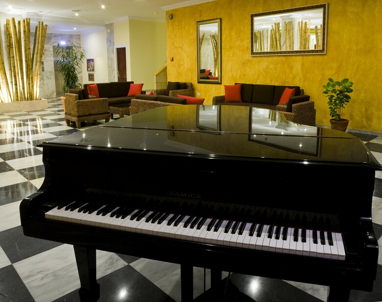 Apartamentos Las Piramides