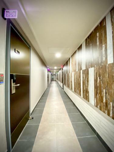 Stay-inn Hotel