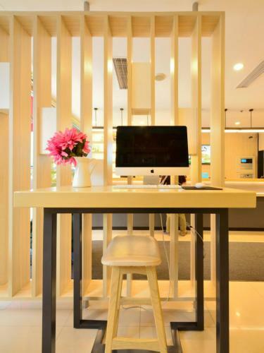 Hotel Hanting Express Qingdao Hai'er Road