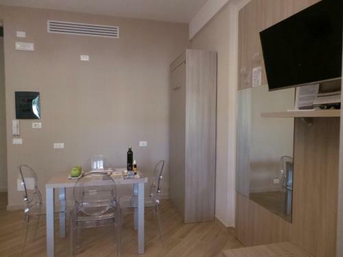 Hostal Marbia Guest House