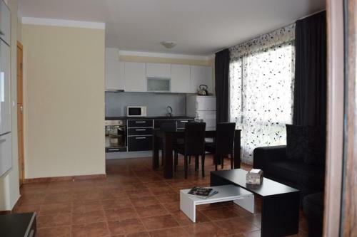 Sea Club Sarafovo Apartments