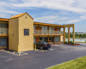 Hotel Econo Lodge Richwood