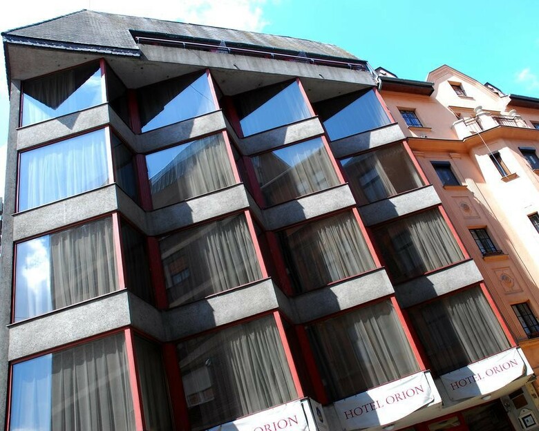 Hotel Orion Varkert