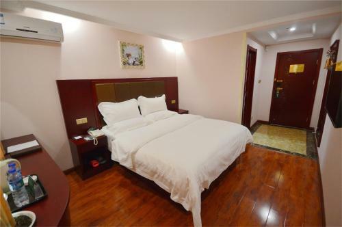 Greentree Inn Hebei Baoding Sanfeng Road Agricultural University Shell Hotel