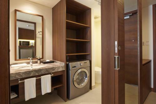 Hotel Axia South Cikarang Service Apartment