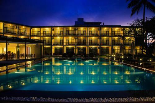 Camelot Beach Hotel