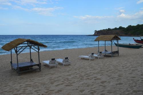 Hotel Dutch Bay Beach Cottages