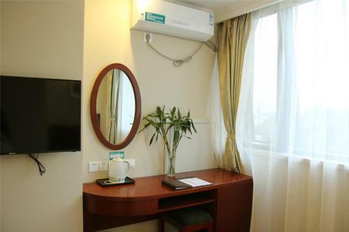 Greentree Inn Shenzhen Kengzi Express Hotel