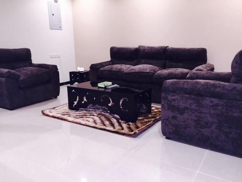 Al Amoria Furnished Apartments 4