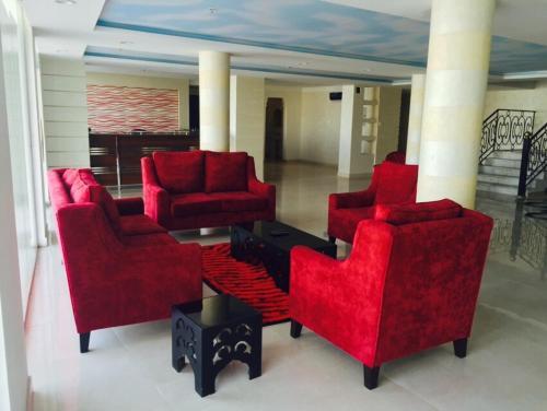 Al Amoria Furnished Apartments 4
