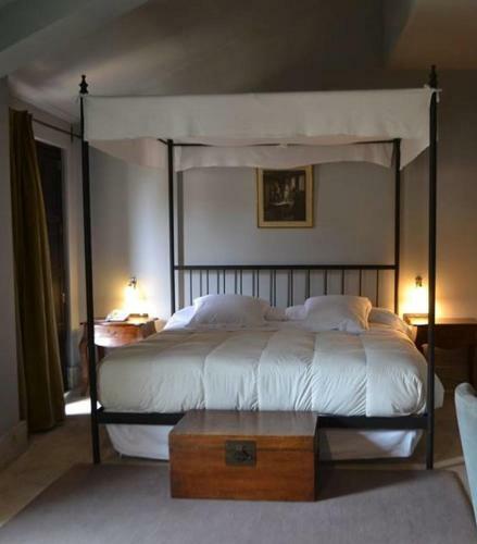 Hotel Palacio De Meng�bar