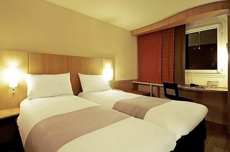 Hotel Ibis Paris Alesia Montparnasse