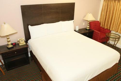 Motel Town And Country Inn