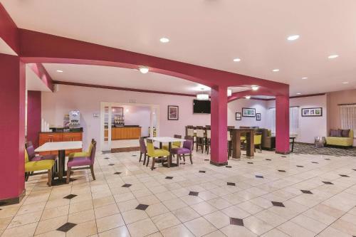 Hotel La Quinta By Wyndham Tulare