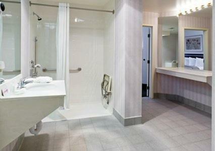 Hotel Ramada Denver International Airport