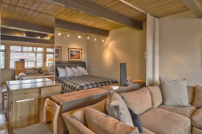 Aparthotel Aspenwood, A Destination Residence