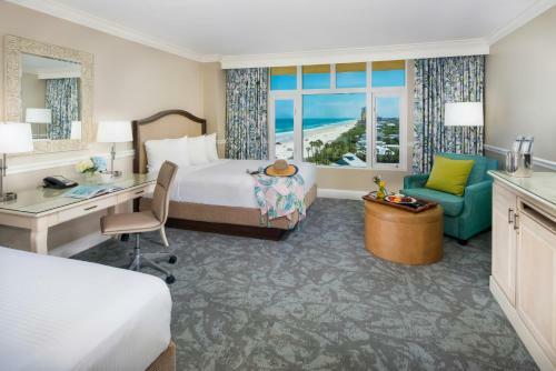 Hotel The Shores Resort & Spa