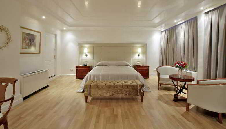 Hotel Piraeus Theoxenia