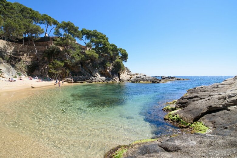 Ciutat De Palol Aparthotel