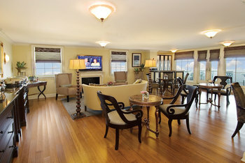 Royal Sonesta Hotel