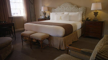 Royal Sonesta Hotel