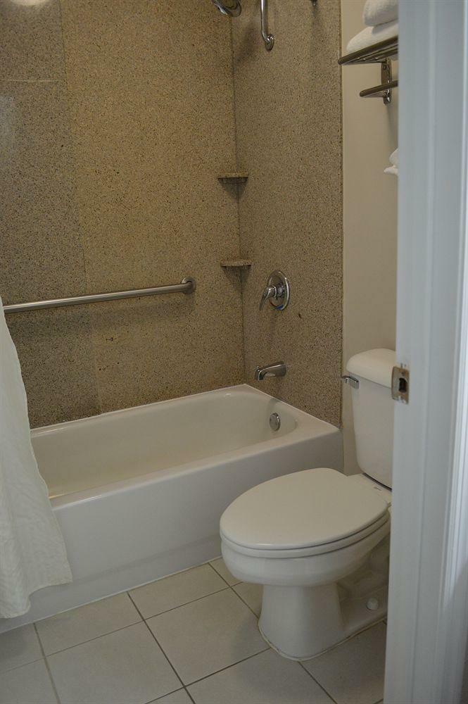 Hotel Vero Beach Inn & Suites