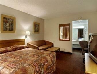 Hotel Howard Johnson Inn & Suites Columbus