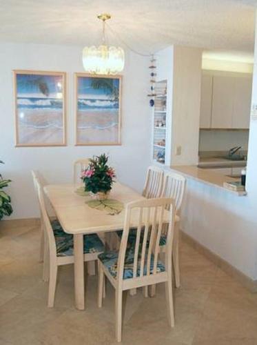 Apartamentos Menehune Shores