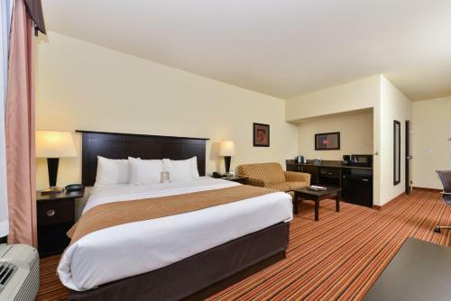Hotel Comfort Suites Alexandria