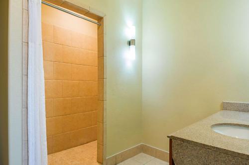 Hotel Comfort Suites Lake Charles