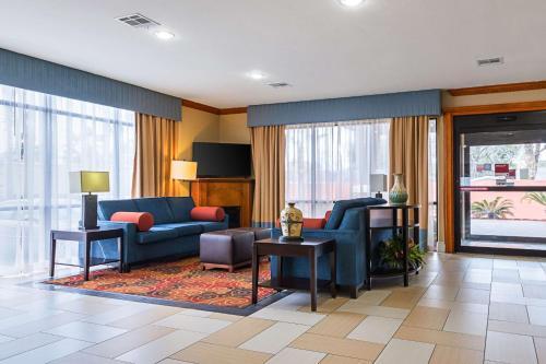 Hotel Comfort Suites Lake Charles