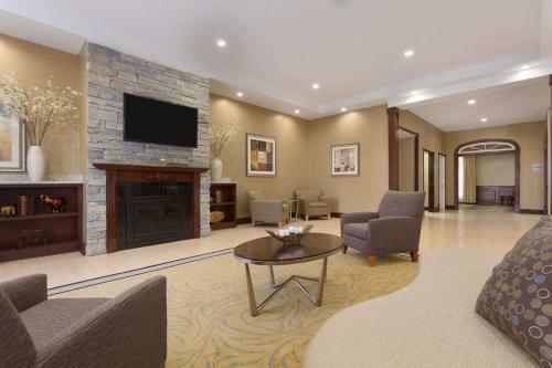 Hotel Wyndham Garden Grand Rapids Airport