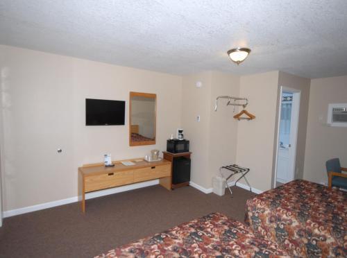 Wayside Motel