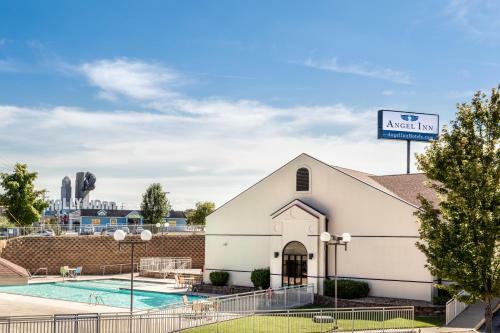 Hotel Angel Inn - By The Strip