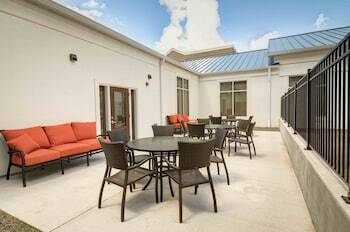 Holiday Inn Express Hotel & Suites North Platte