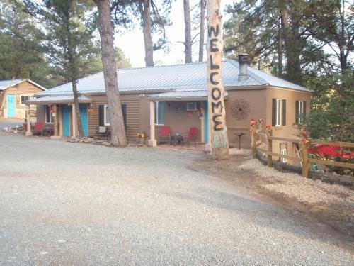 Lodge The Rustique Bungalows