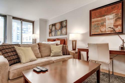 Luxury Apartments A Short Walk From Times Square