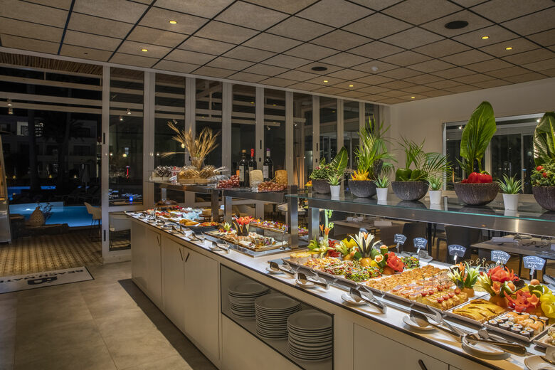 Hotel Oasis Lanz Beach Mate