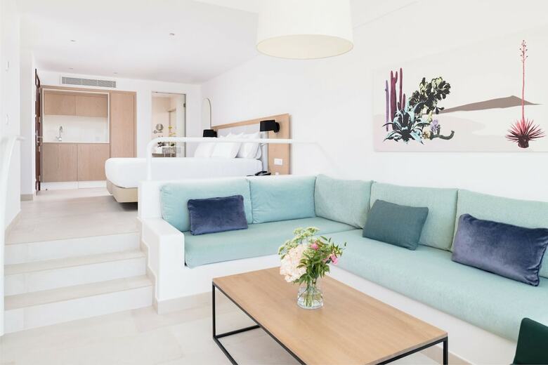 Hotel Suite Fariones Playa