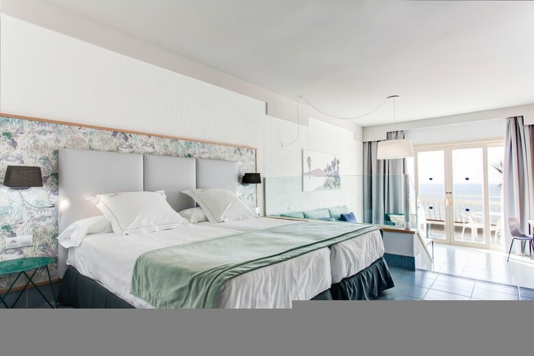 Hotel Suite Fariones Playa